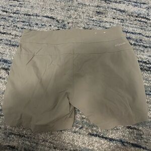 Dark green Columbia shorts